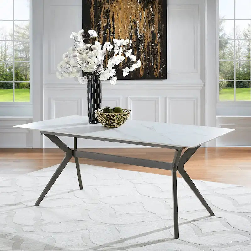 Table de salle à manger pour 4 à 6 personnes avec piètement en métal gris fer