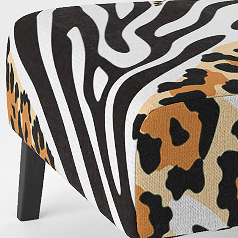 Fauteuil et chaise longue à motifs zébrés et léopard mélangés