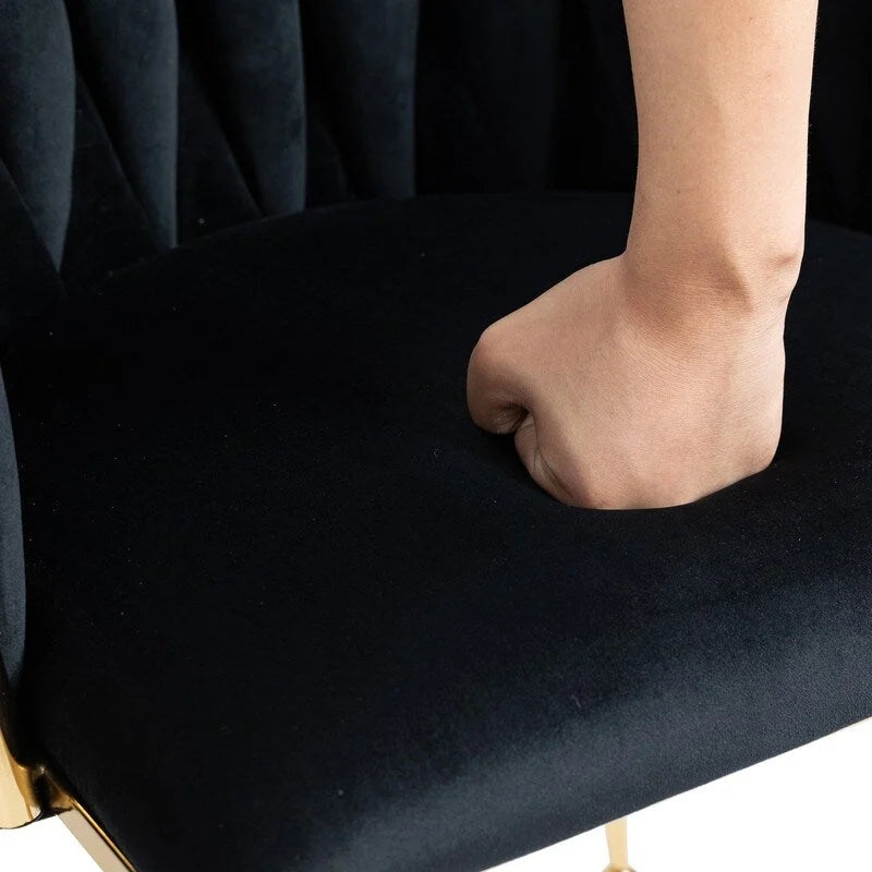Chaise de salle à manger en velours au charme moderne