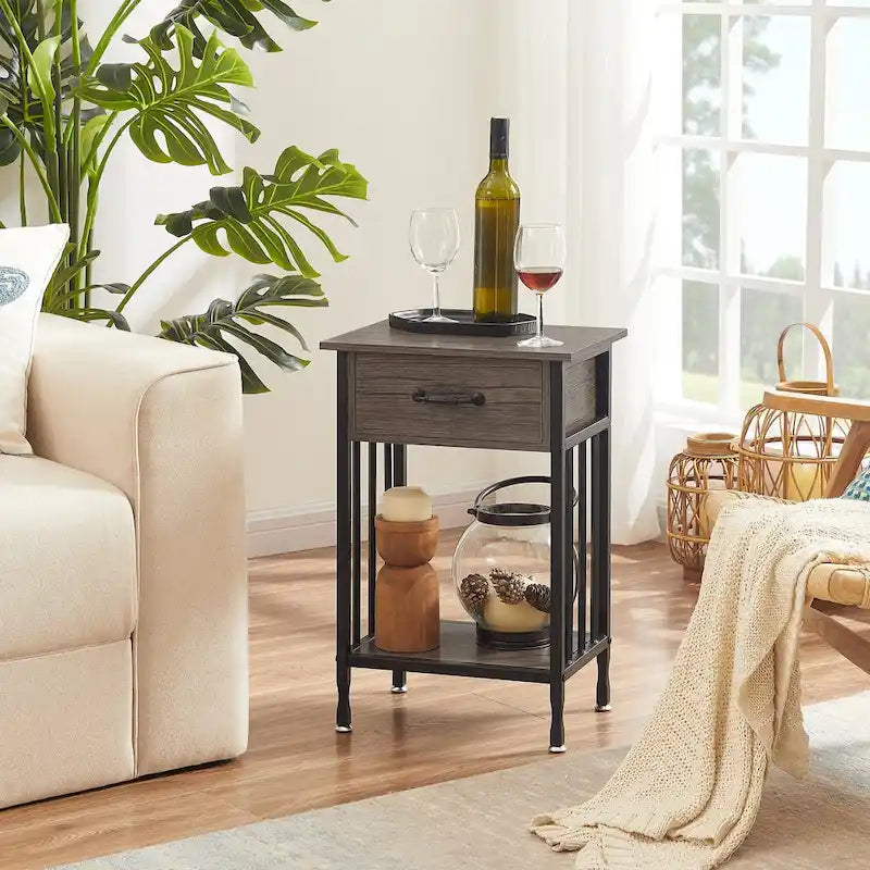 Table de chevet de style moderne avec tiroir et étagère