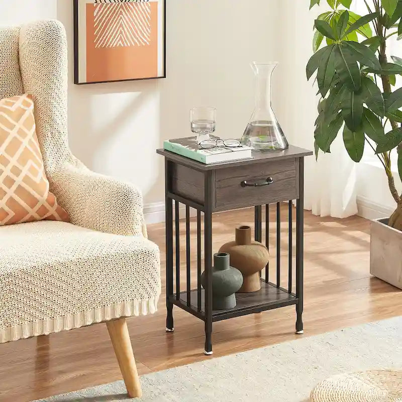 Table de chevet de style moderne avec tiroir et étagère