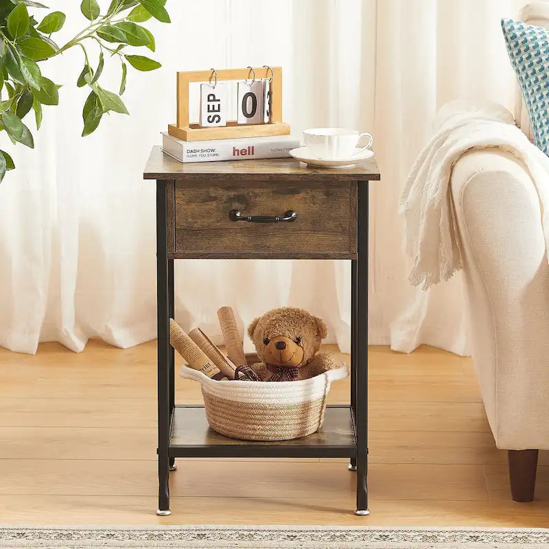 Table de chevet de style moderne avec tiroir et étagère