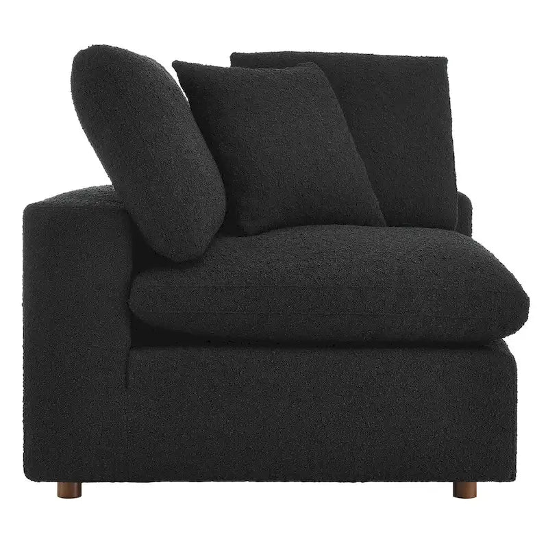 Fauteuil d'angle en tissu bouclé surrembourré, garni de duvet Commix